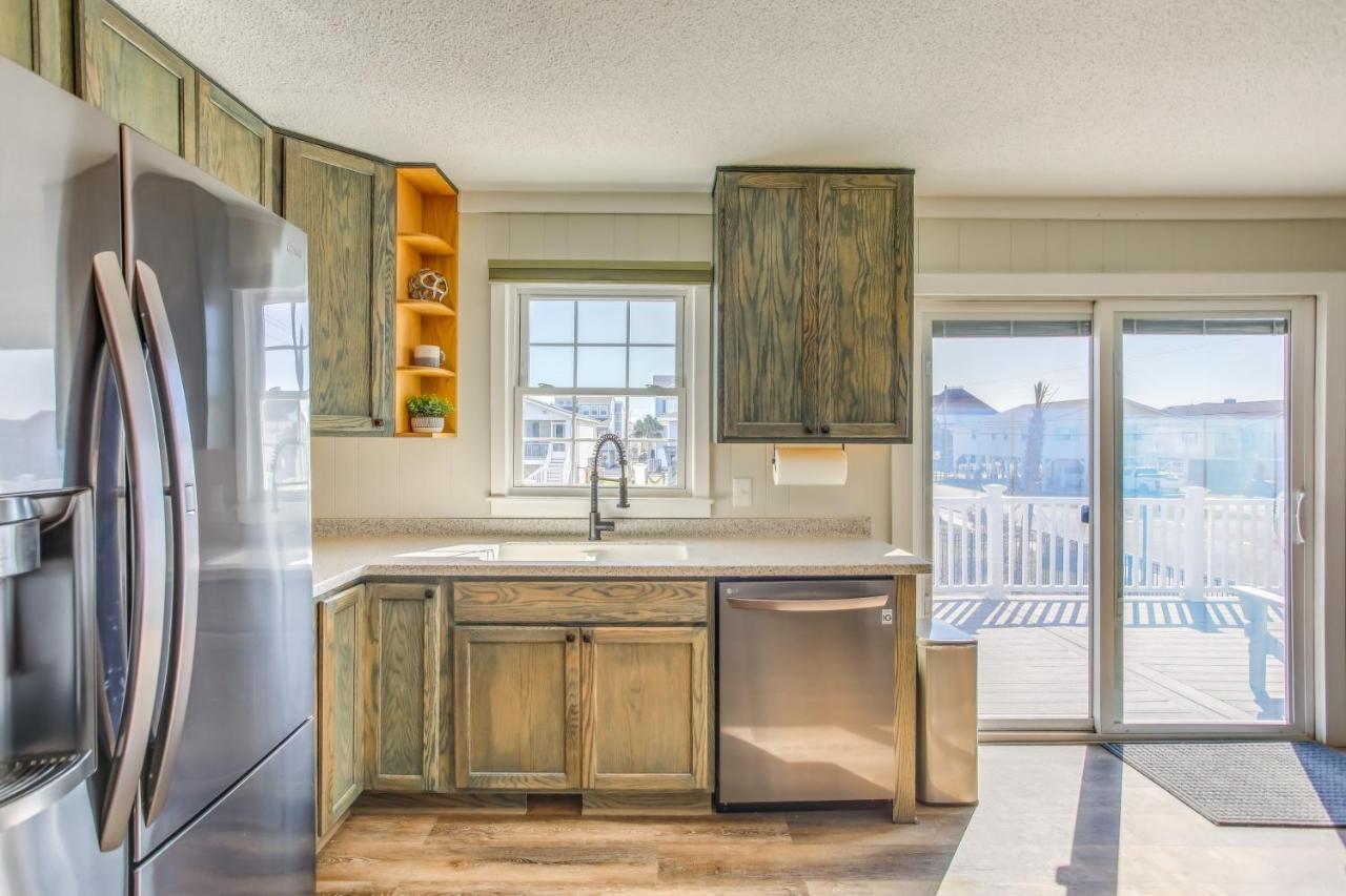 Waterfront North Myrtle Beach Home With Pool And Deck Экстерьер фото